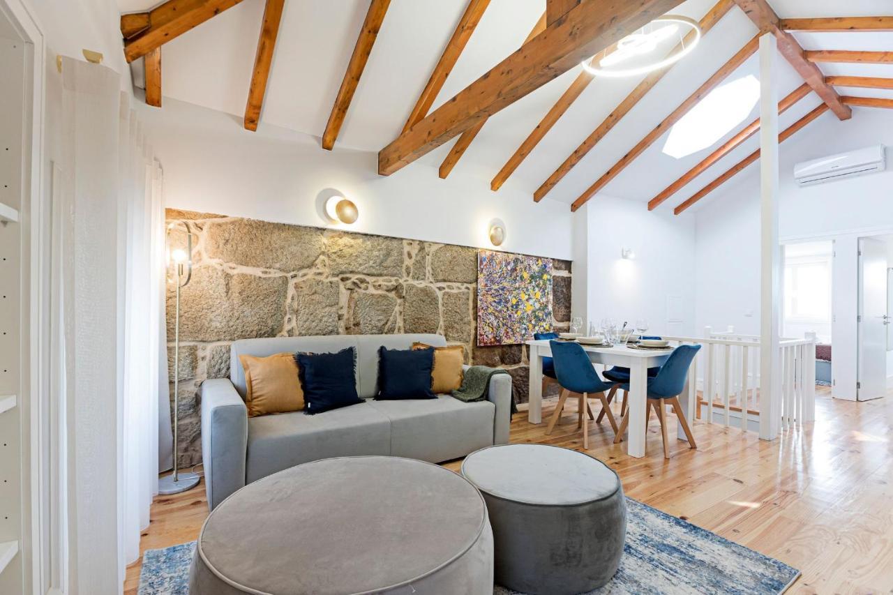 Modern Cativo Apartment By Lovelystay Porto Luaran gambar