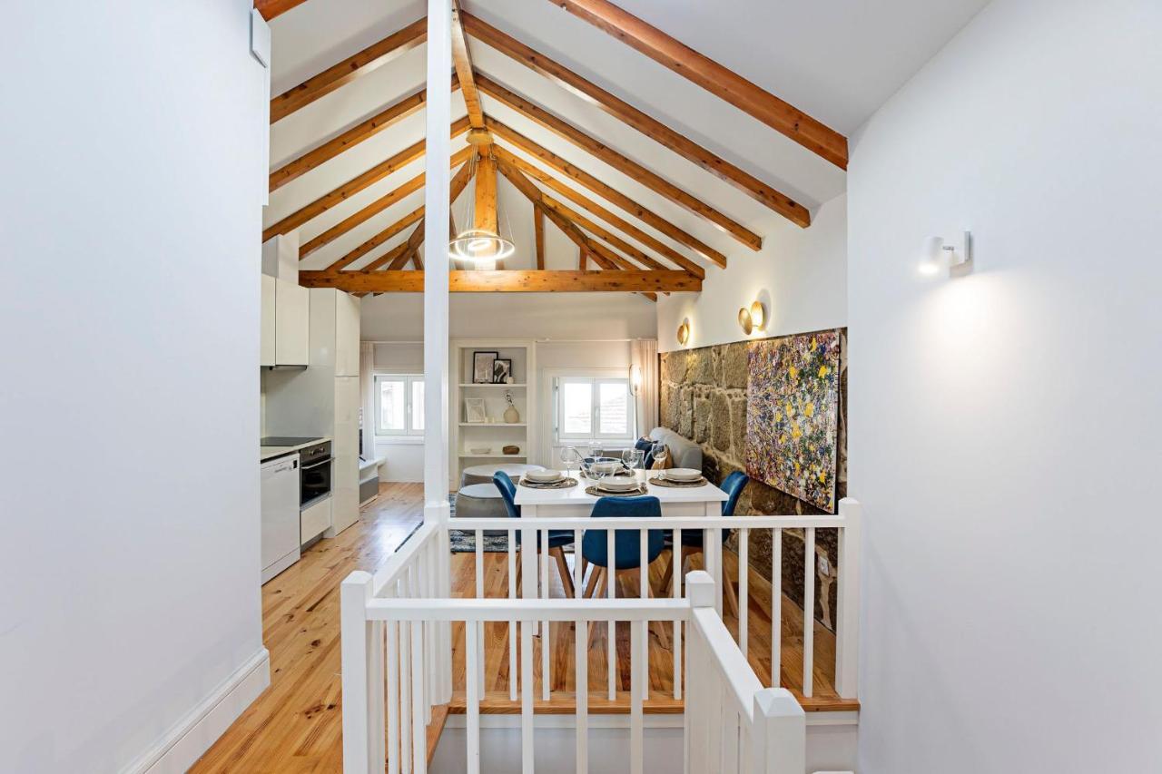 Modern Cativo Apartment By Lovelystay Porto Luaran gambar