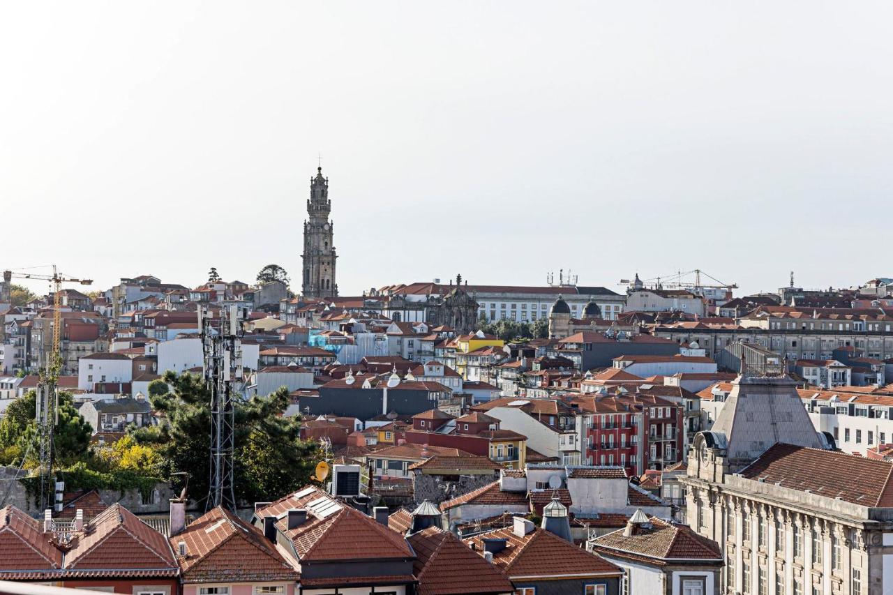 Modern Cativo Apartment By Lovelystay Porto Luaran gambar